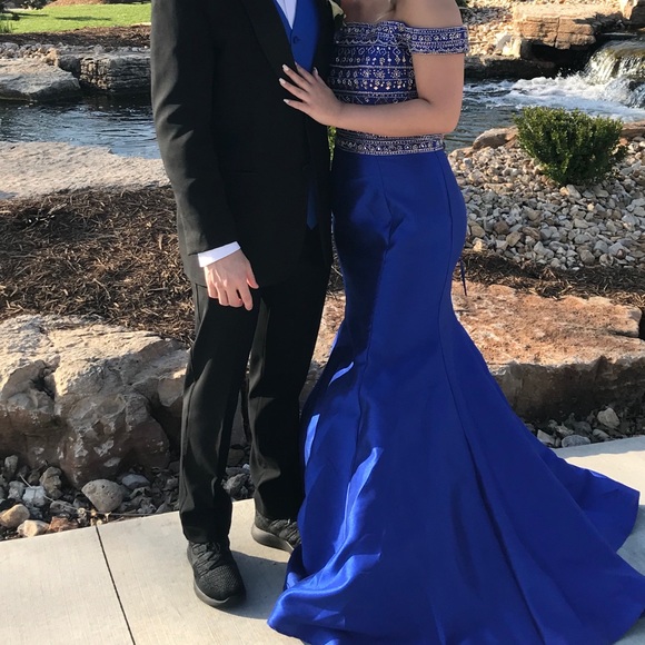 Prom Dress - Picture 3 of 4